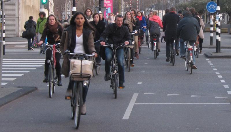 Amsterdam bicycle rush hour – BICYCLE DUTCH